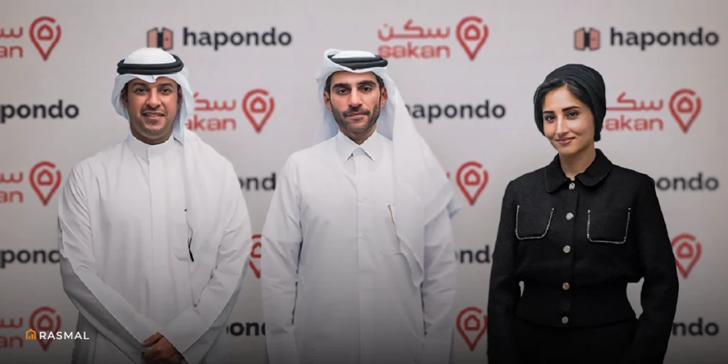 From left Abdullah Al Saleh, CEO of Sakan; Ahmad Al-Khanji, Co-Founder & CEO of hapondo; and Haajerah Khan, Co-Founder & COO of hapondo