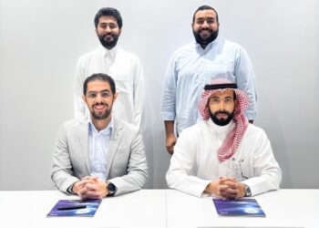 Rology and Thakaa Med leadership teams sign partnership to develop AI solution StrokeIQ for faster stroke detection.