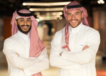 AILA co-founders Yousef Alsayed and Abdulaziz Mugayel, standing together in traditional Saudi attire, representing their commitment to reshaping education through AI-driven personalized learning solutions.